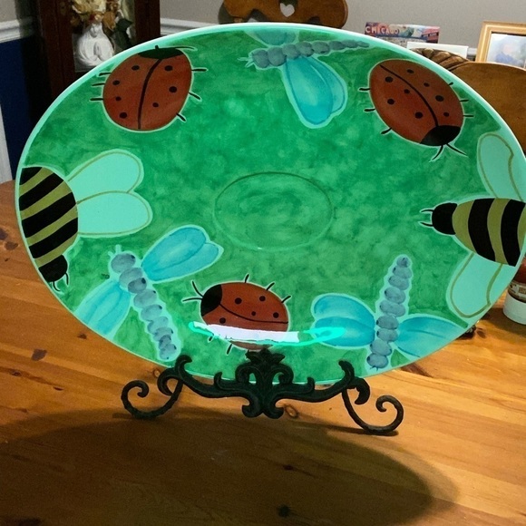 THIS absolutely beautiful spring-serving trey, needs a new home, by clay art. - Picture 8 of 8